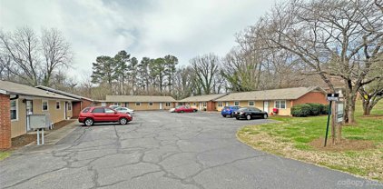 620-646 3rd Se Street, Hickory