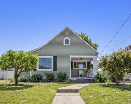 952 Arlington Street NE, Grand Rapids