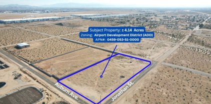 Auburn Avenue, Adelanto