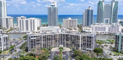 600 Parkview Dr Unit #227, Hallandale Beach