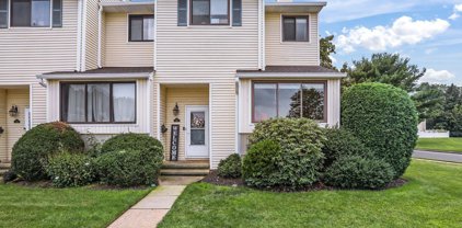 211 Clubhouse Drive, Middletown