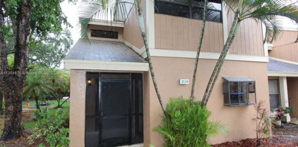 2129 Nw 45th Ave Unit #2129, Coconut Creek