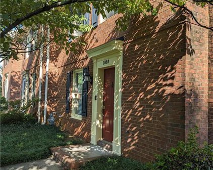 1084 Old Roswell Road, Roswell