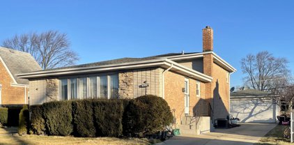 3846 Howard Street, Skokie