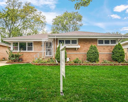 8934 Central Park Avenue, Evanston