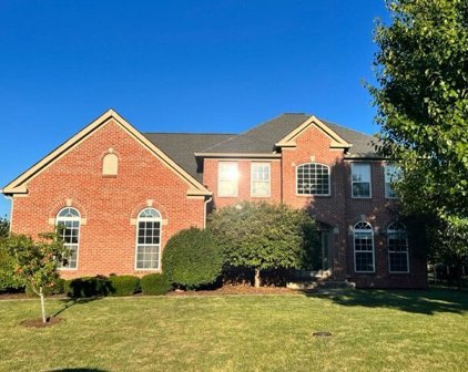 2237 Banburry Court, Avon