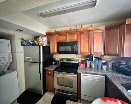 2414 Nw 52nd Ave Unit #2414, Lauderhill