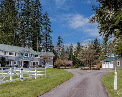 13329 220th Court NE, Woodinville