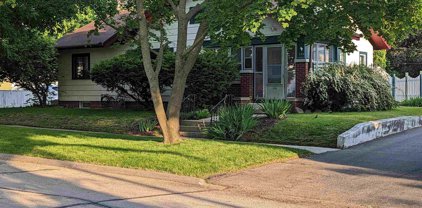 520 COTTAGE GROVE, Rockford