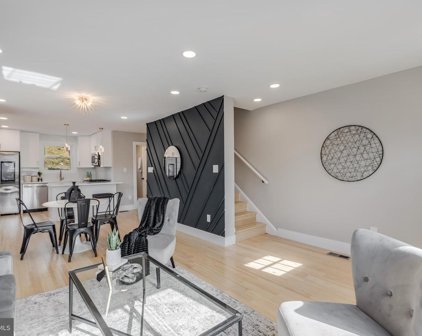 5423 67th Ave, Riverdale