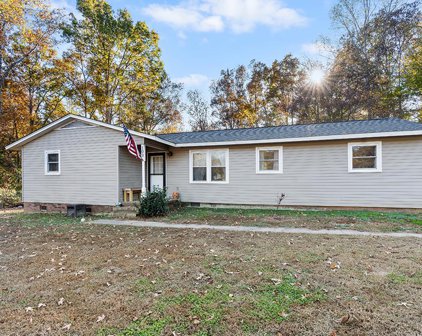 103 Greenbriar Drive, Greenwood