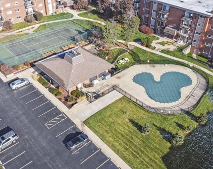 4418 Beau Monde Drive Unit #202, Lisle
