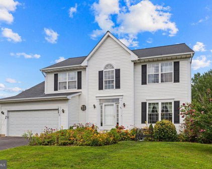 46 Glen Oak   Court, Westminster