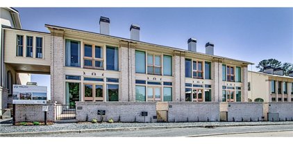 600 Heatherden Drive, Fayetteville
