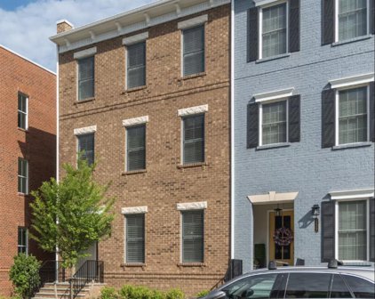 335 Eheart Street Se, Blacksburg