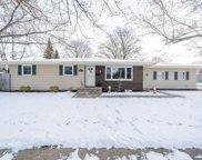 2203 E COLLEGE Avenue, Appleton, WI 54915 image