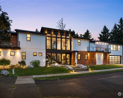 5202 Broad View Avenue NE, Tacoma