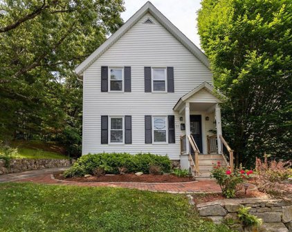 31 Forest Ave, Hudson