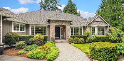 828 Lancaster Way SE, Sammamish