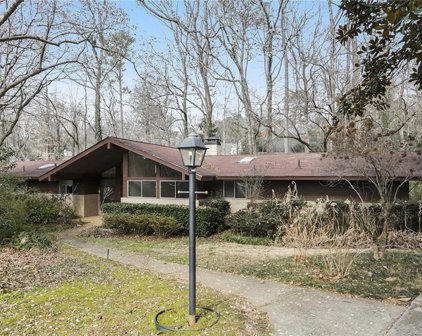 581 Conway Forest Nw Drive, Atlanta