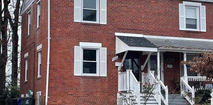2206 S Pollard St, Arlington