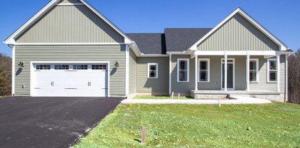 11 Sunny Crest Lane, Belchertown