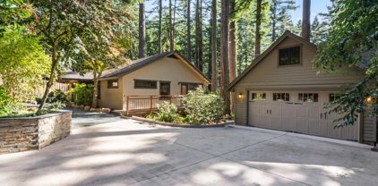 126 Filbert RD, Woodside