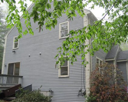 152 Cross St Unit 152, Boylston