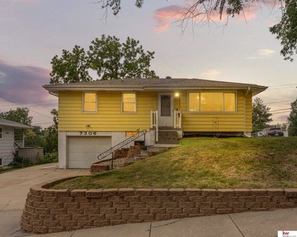 7306 S 52nd Street, Omaha