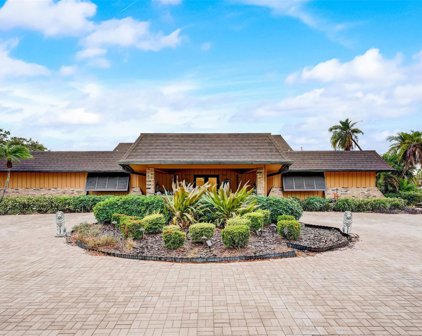 6594 Augusta Boulevard, Seminole
