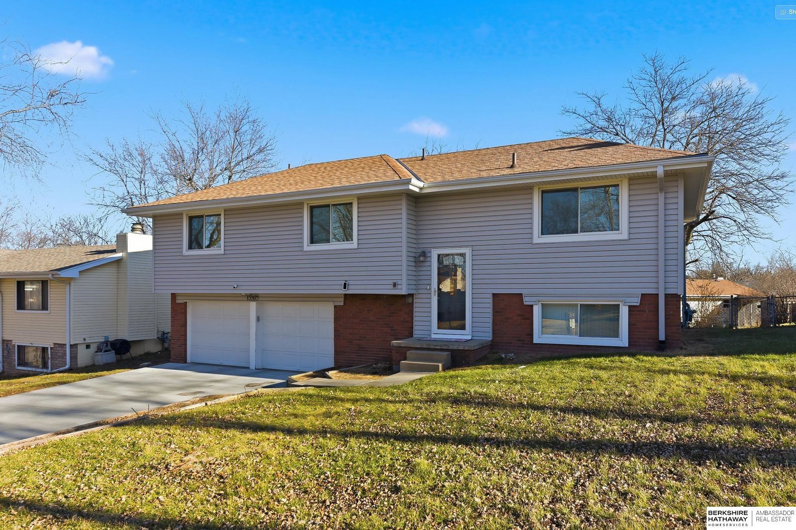 13305 S 20th Avenue, Bellevue, 68123 in Stonecroft