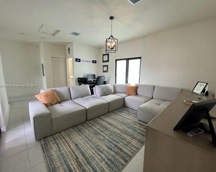 4450 Nw 83rd Pkwy Unit #4450, Doral