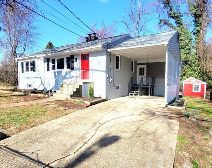 10126 Dwight Ave, Fairfax