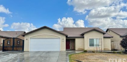 416 Calle Morris, Delano