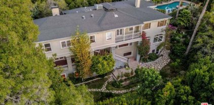 5770  Valley Oak Dr, Los Angeles