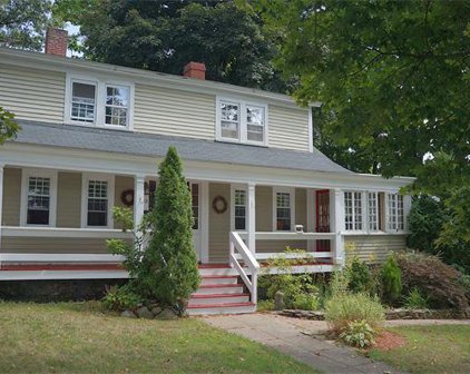 118 Washington St, Hudson
