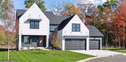1898 Della Drive, Chanhassen