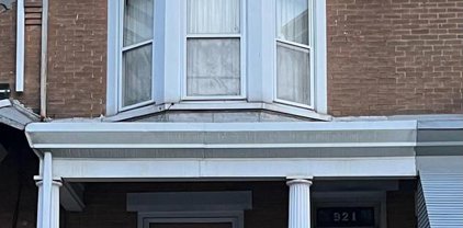 921 Pear St, Reading