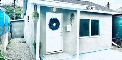 10735 Weigand Avenue, Los Angeles