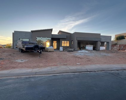 5003 Silver Cloud Dr, St George