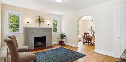 6845 Eastern Ave, Takoma Park