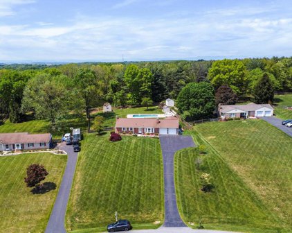 3886 Maryland Manor Dr, Monrovia