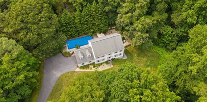 7658 Lake Shore Dr, Owings
