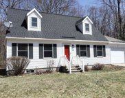 16 Joshua Road, Amherst image