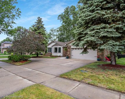 14383 DRUMRIGHT, Sterling Heights