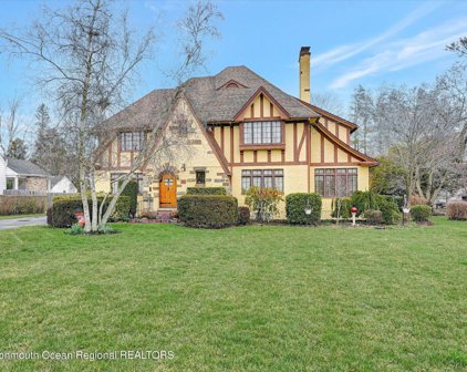 27 Brinckerhoff Avenue, Freehold