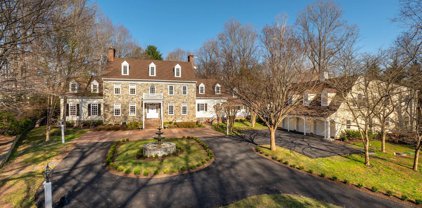 11015 Glen Rd, Potomac