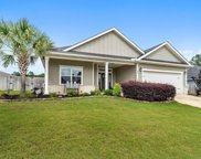 101 Pine Pointe Drive, Freeport image