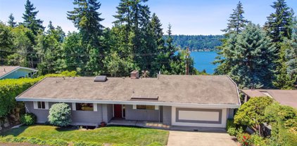 4954 116th Place SE, Bellevue