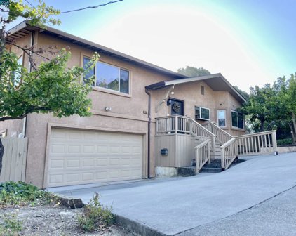 3113 Naomi Ct, Pinole